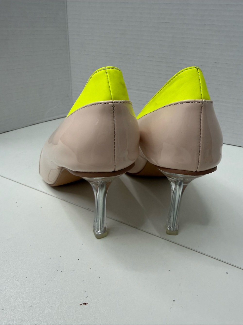 Beautiisoles Bardot 20 pumps in beige with neon yellow leather inserts size 9 - Picture 6 of 12